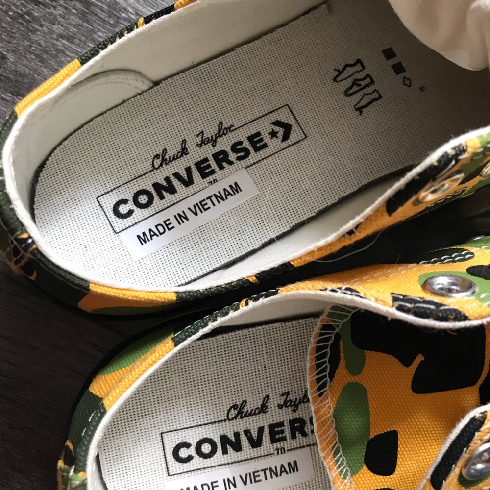 Converse Archive Print Chuck 70, Size 9, Brand New - image 5